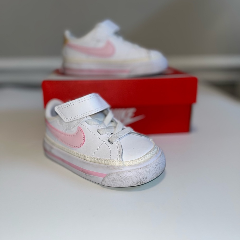 Nike Kids White and Pink Sneakers